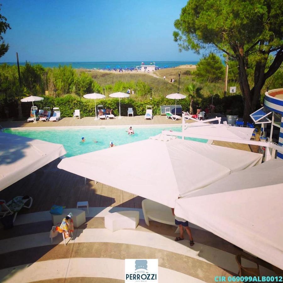 Hotel Perrozzi Vasto Exterior photo