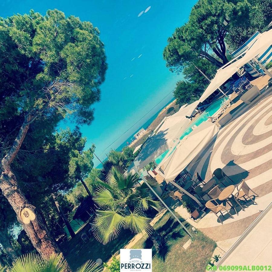 Hotel Perrozzi Vasto Exterior photo